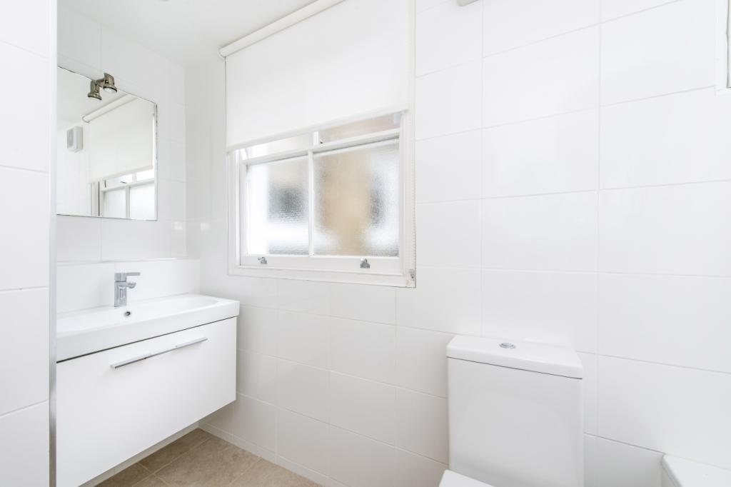 En Suite Bathroom